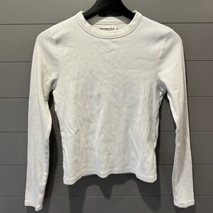 Abercrombie & Fitch White Ribbed Long Sleeve